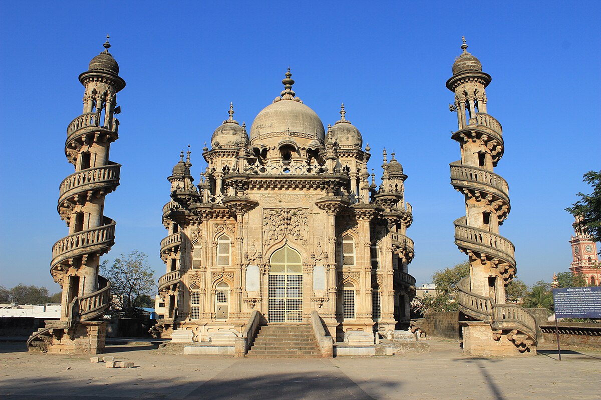 Mahabat Maqbara